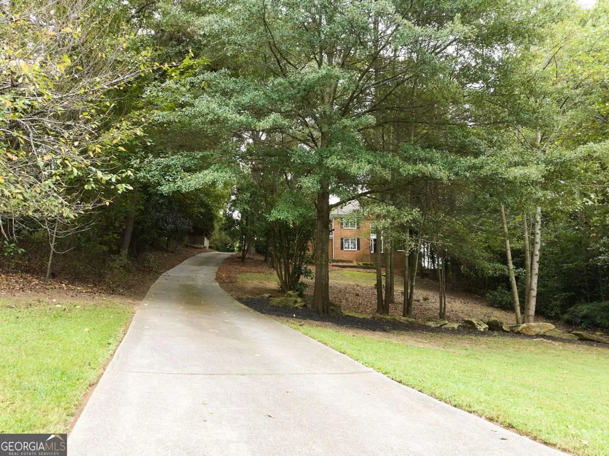 535 Emerald Parkway