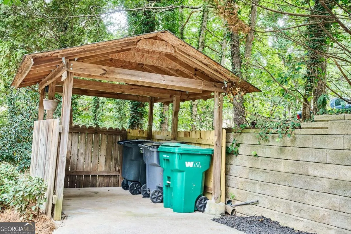 535 Emerald Parkway