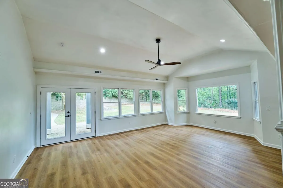 535 Emerald Parkway