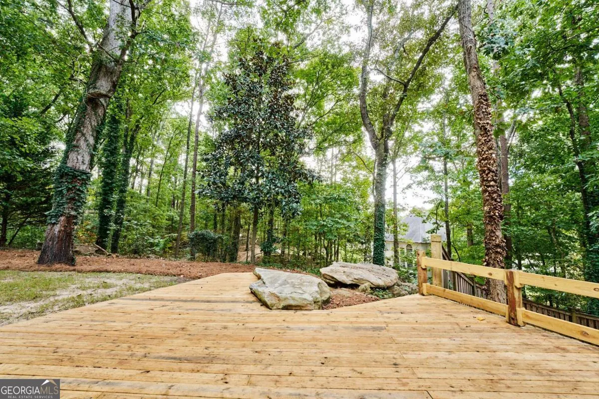 535 Emerald Parkway