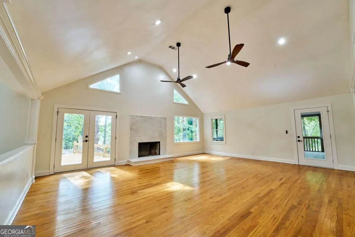 535 Emerald Parkway