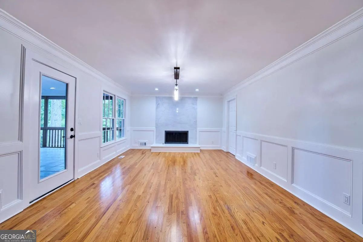 535 Emerald Parkway