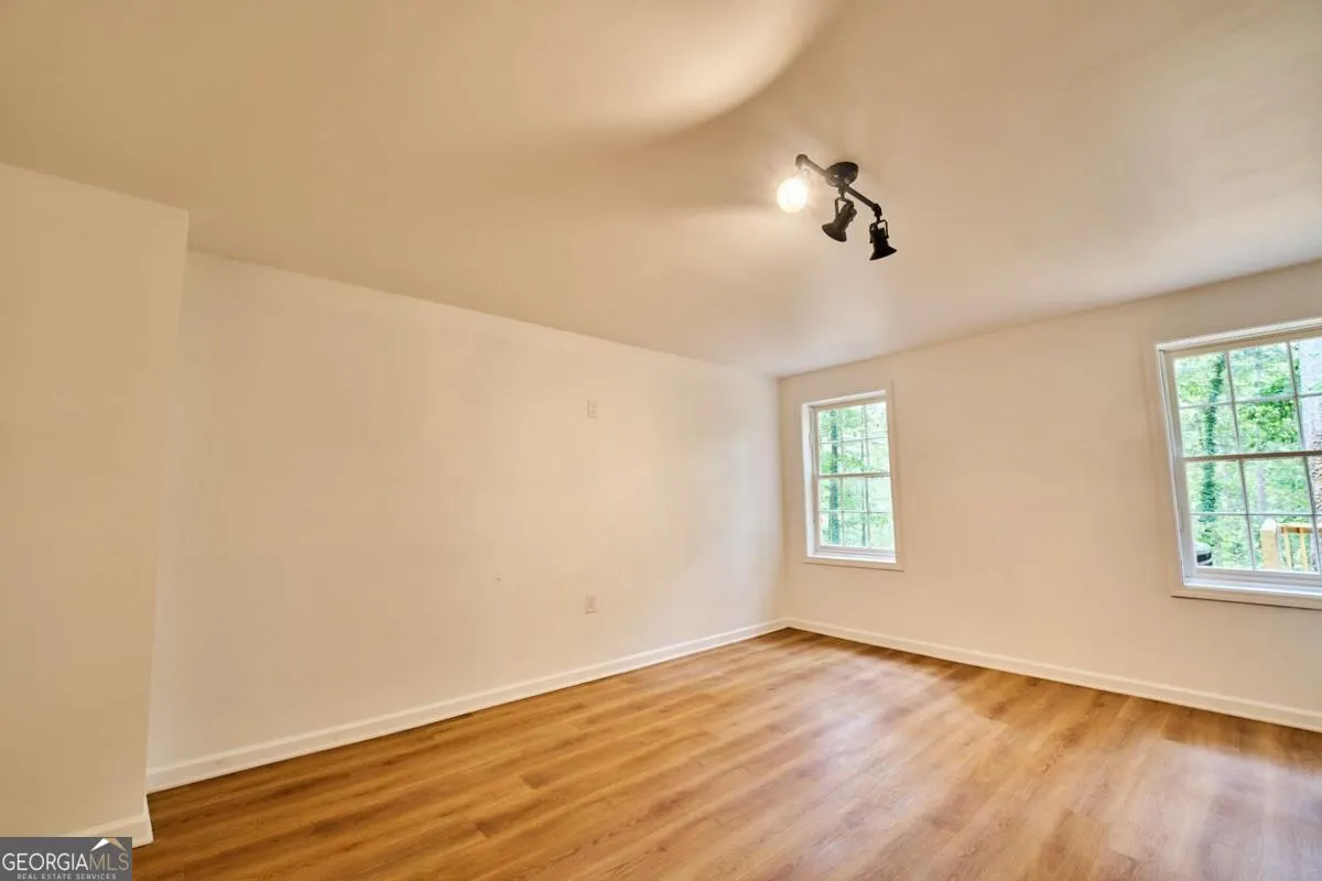 535 Emerald Parkway
