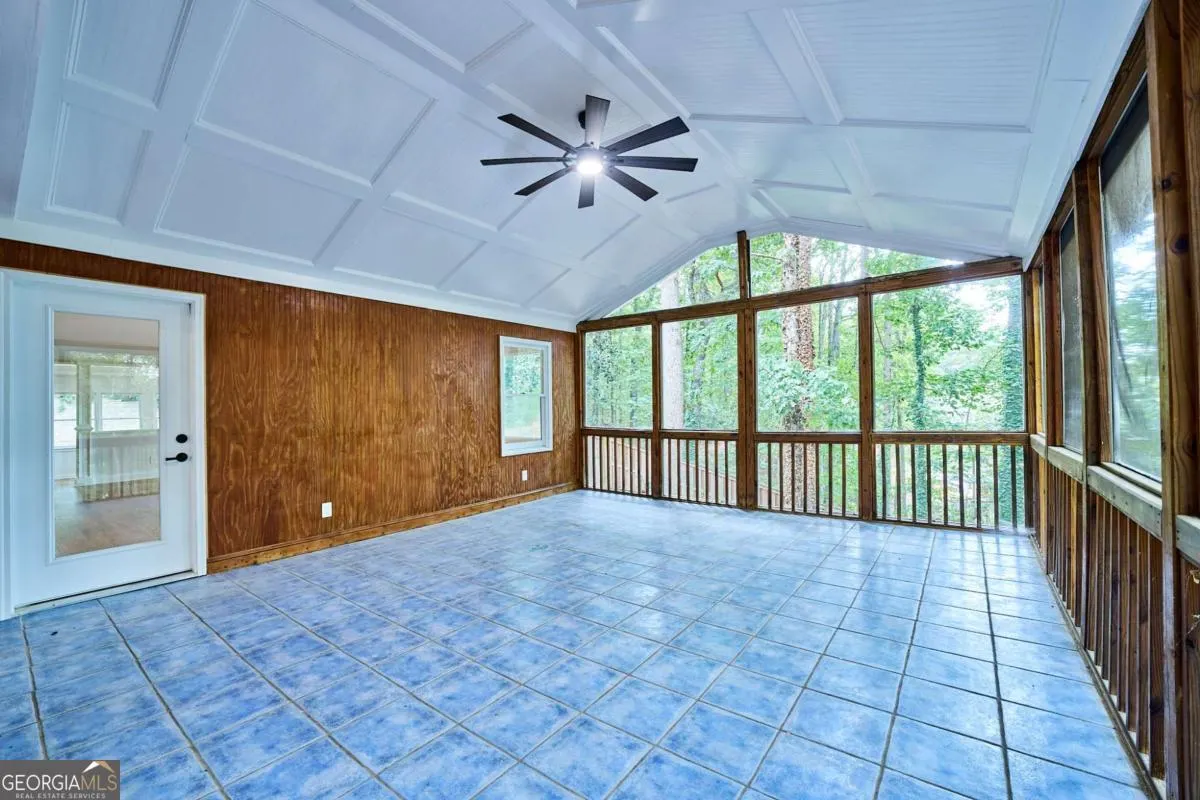 535 Emerald Parkway