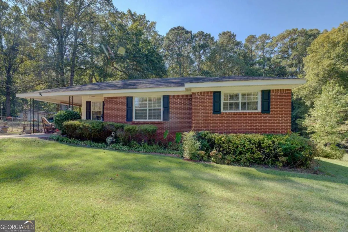 1136 Jack Neely Road