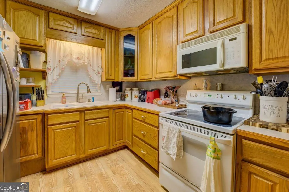 1136 Jack Neely Road