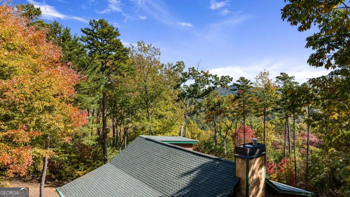 1655 Mangums Trail