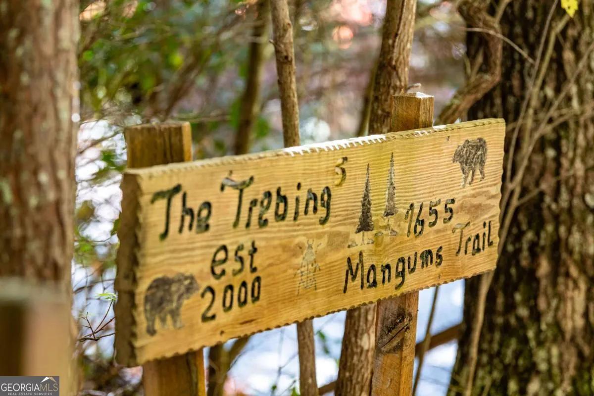 1655 Mangums Trail