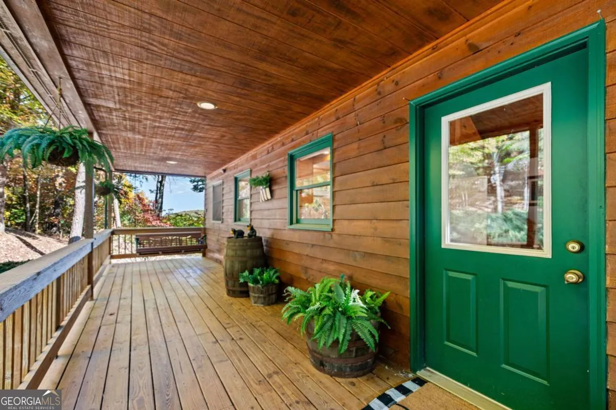 1655 Mangums Trail