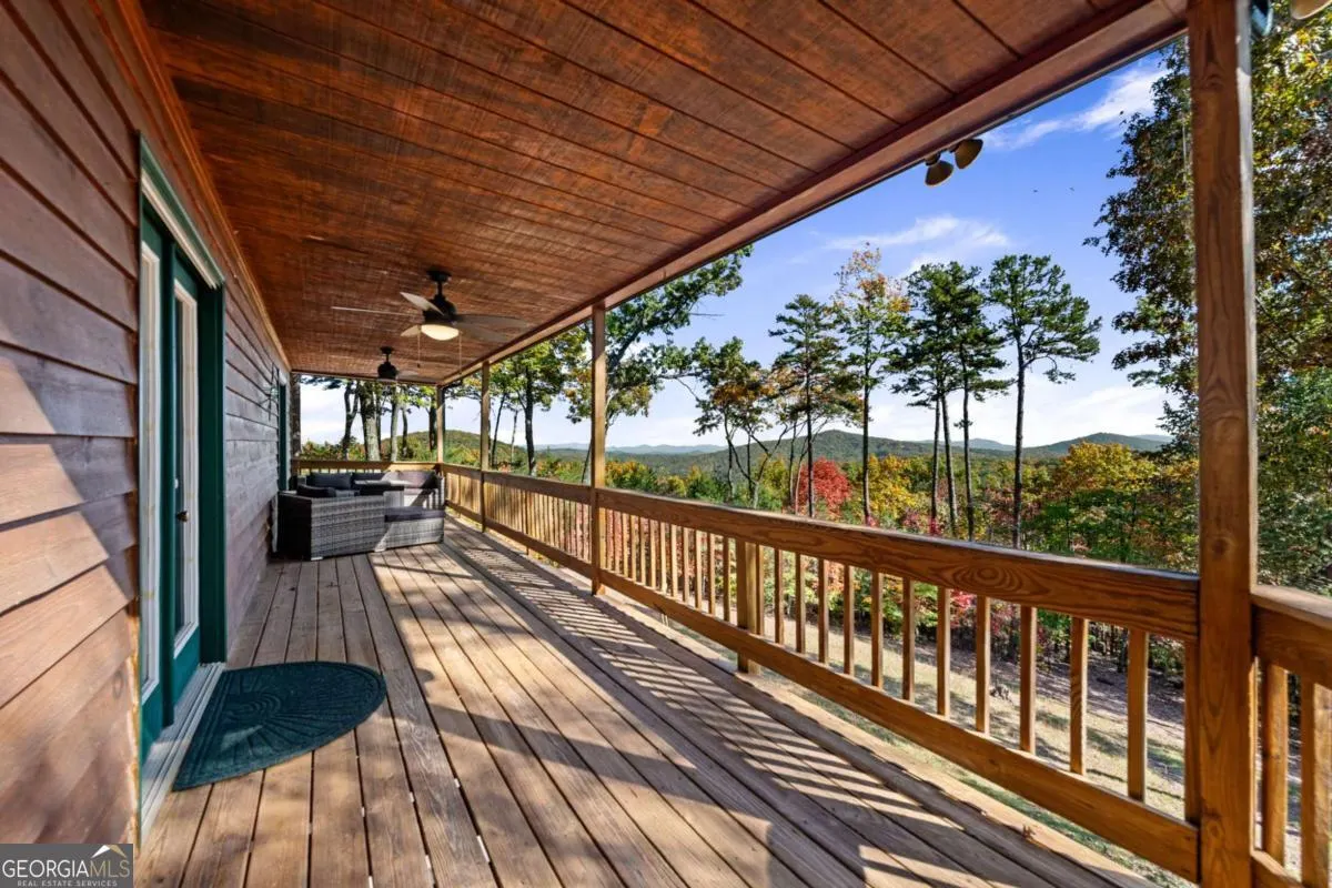 1655 Mangums Trail