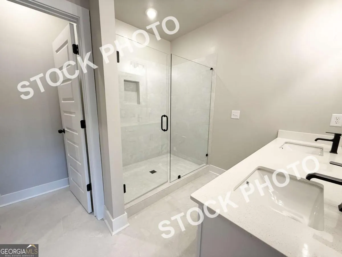 27 21 Rock Park Way, #27