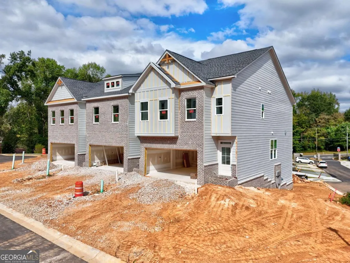 27 21 Rock Park Way, #27