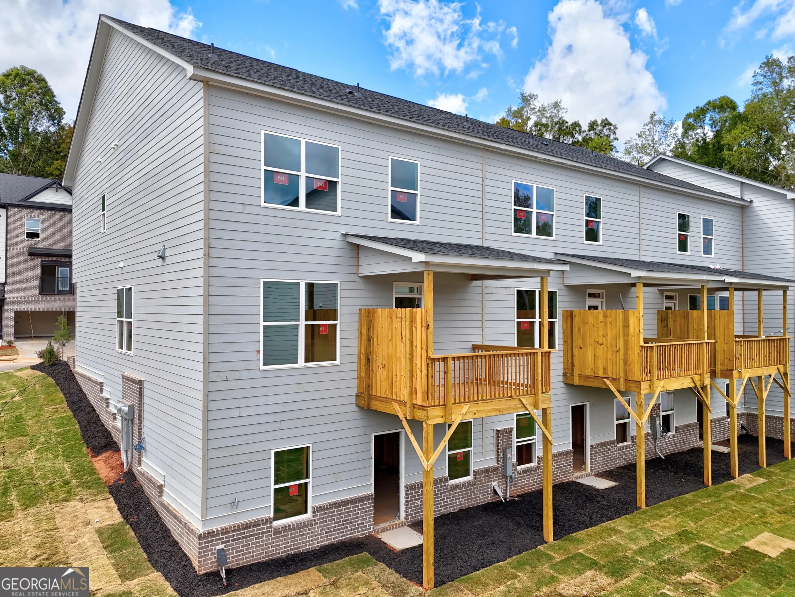 27 21 Rock Park Way, #27