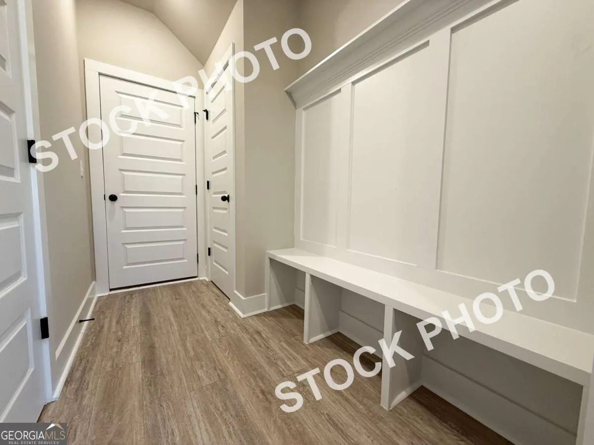 27 21 Rock Park Way, #27