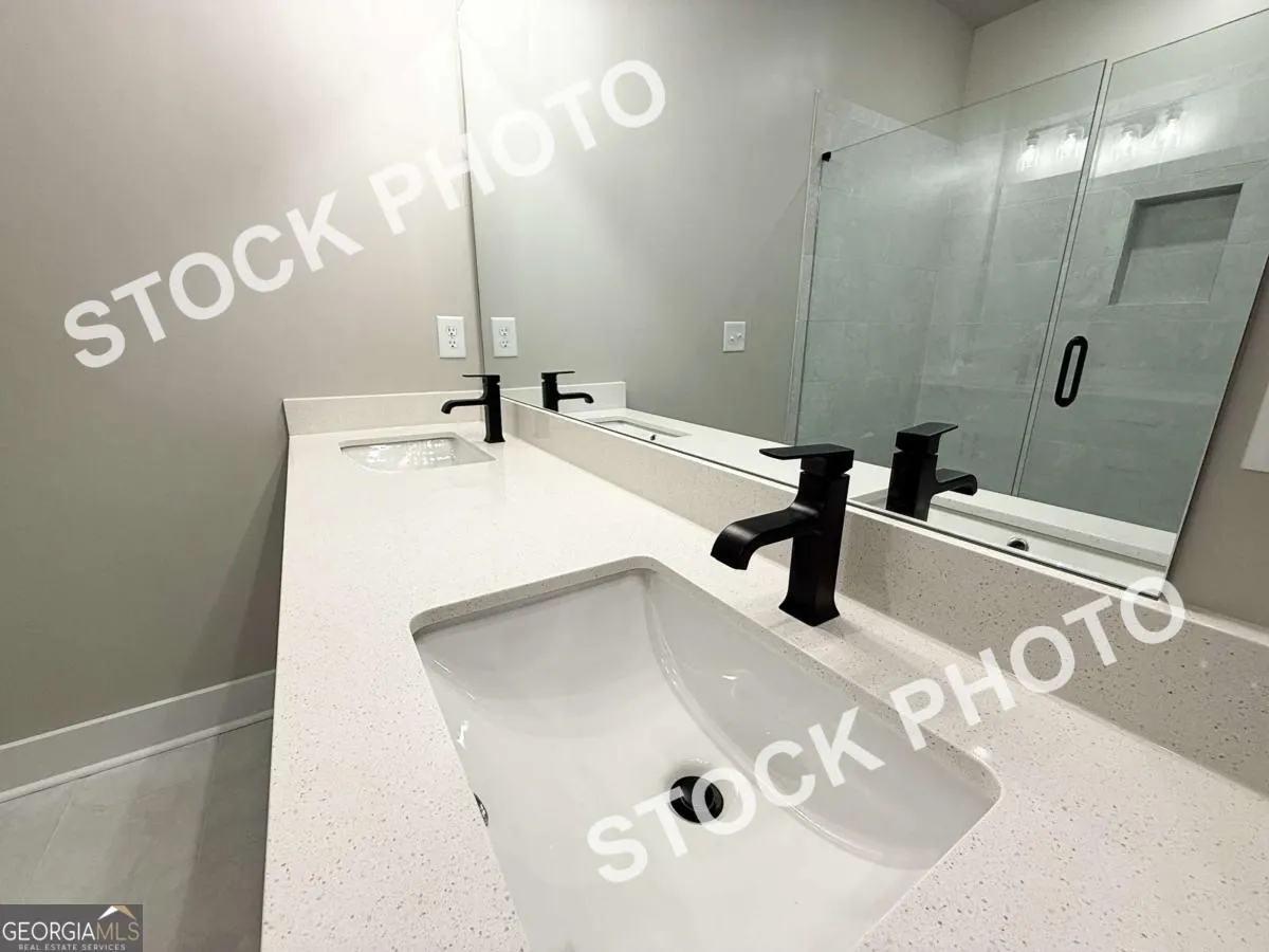 27 21 Rock Park Way, #27