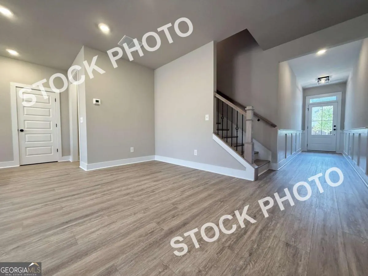 27 21 Rock Park Way, #27