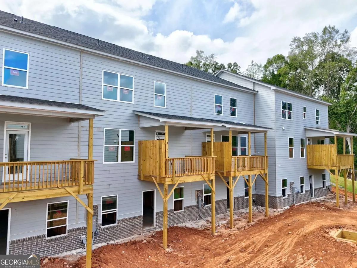 26 23 Rock Park Way, #26