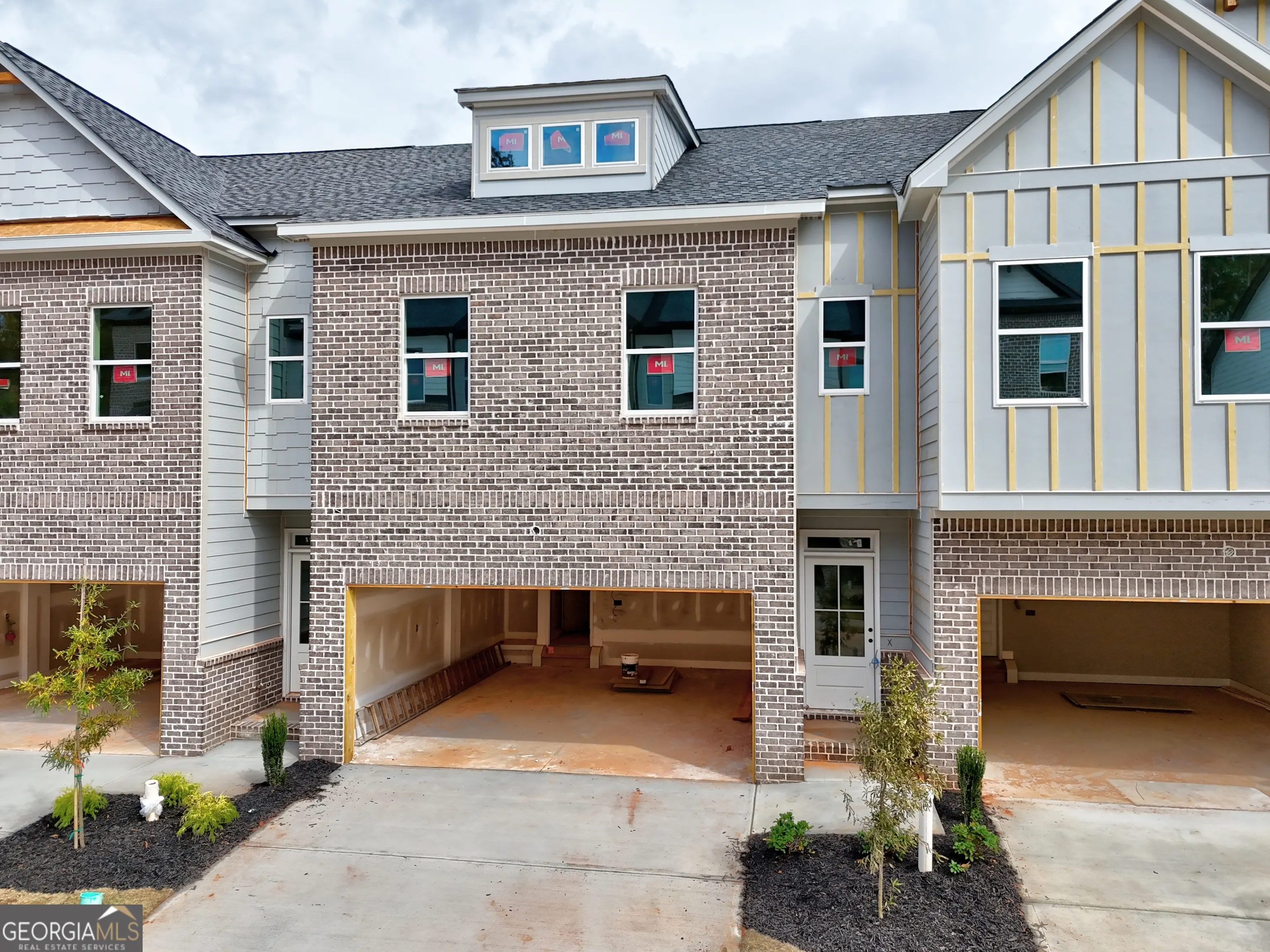 26 23 Rock Park Way, #26