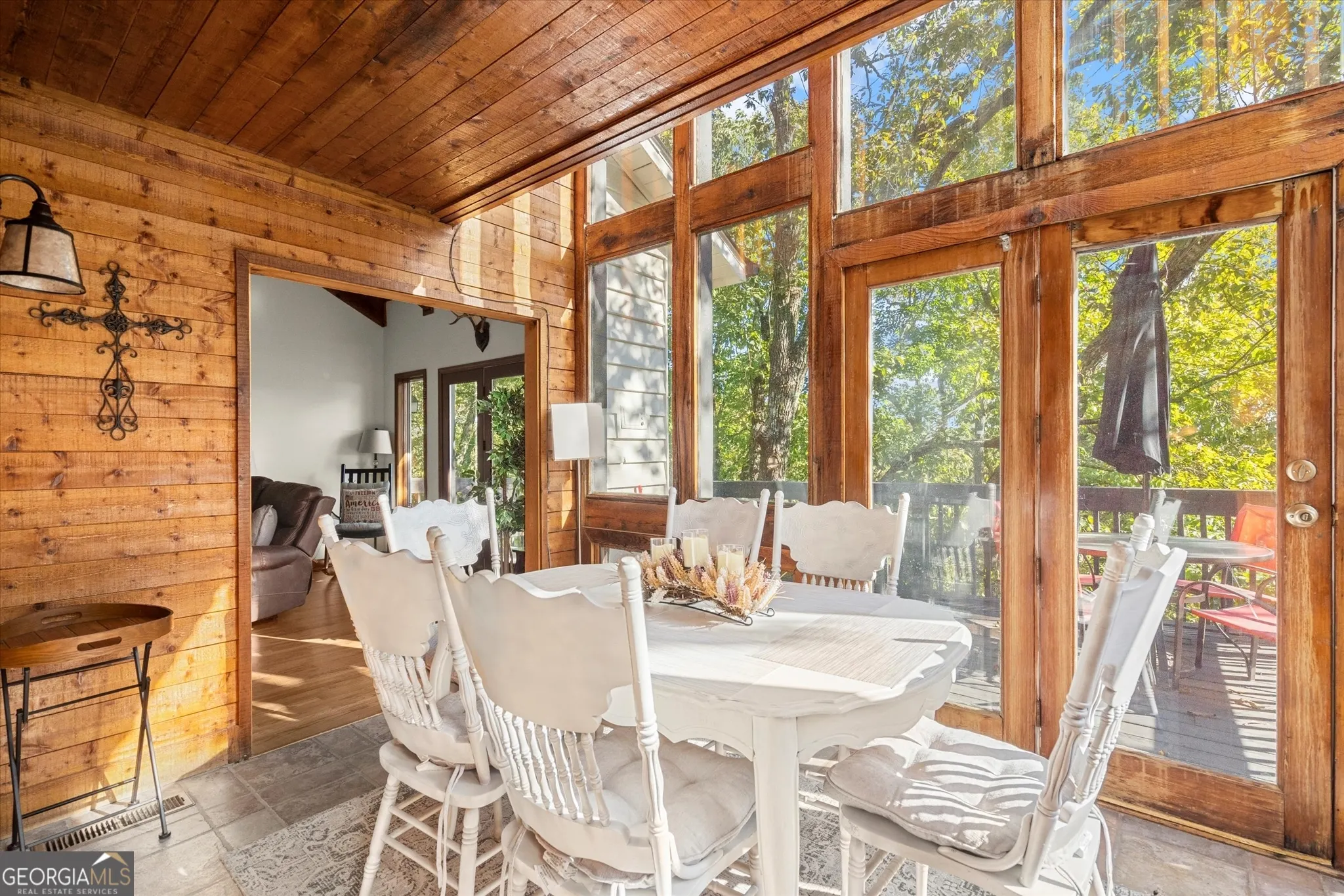 894 Lake Arrowhead Drive