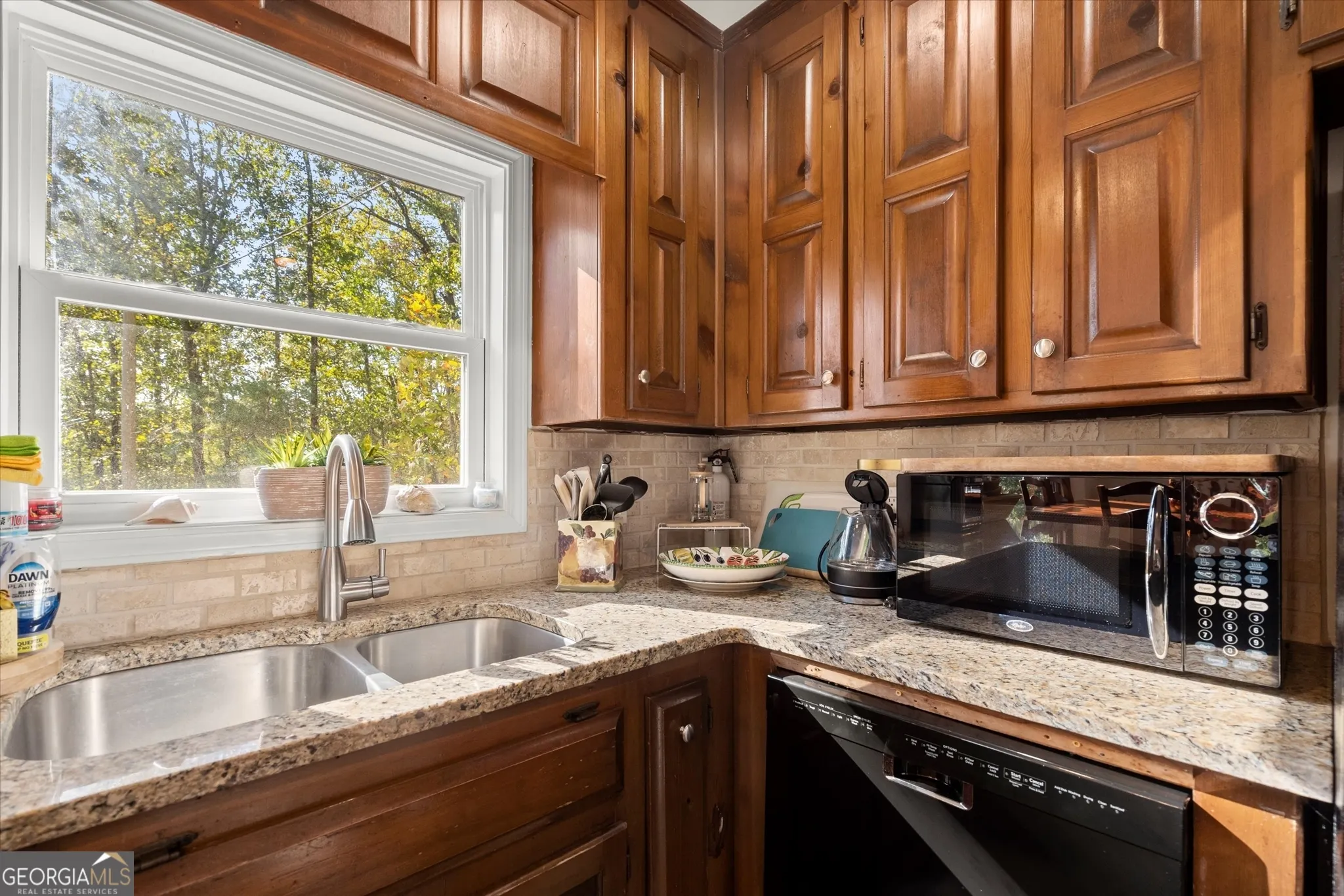 894 Lake Arrowhead Drive