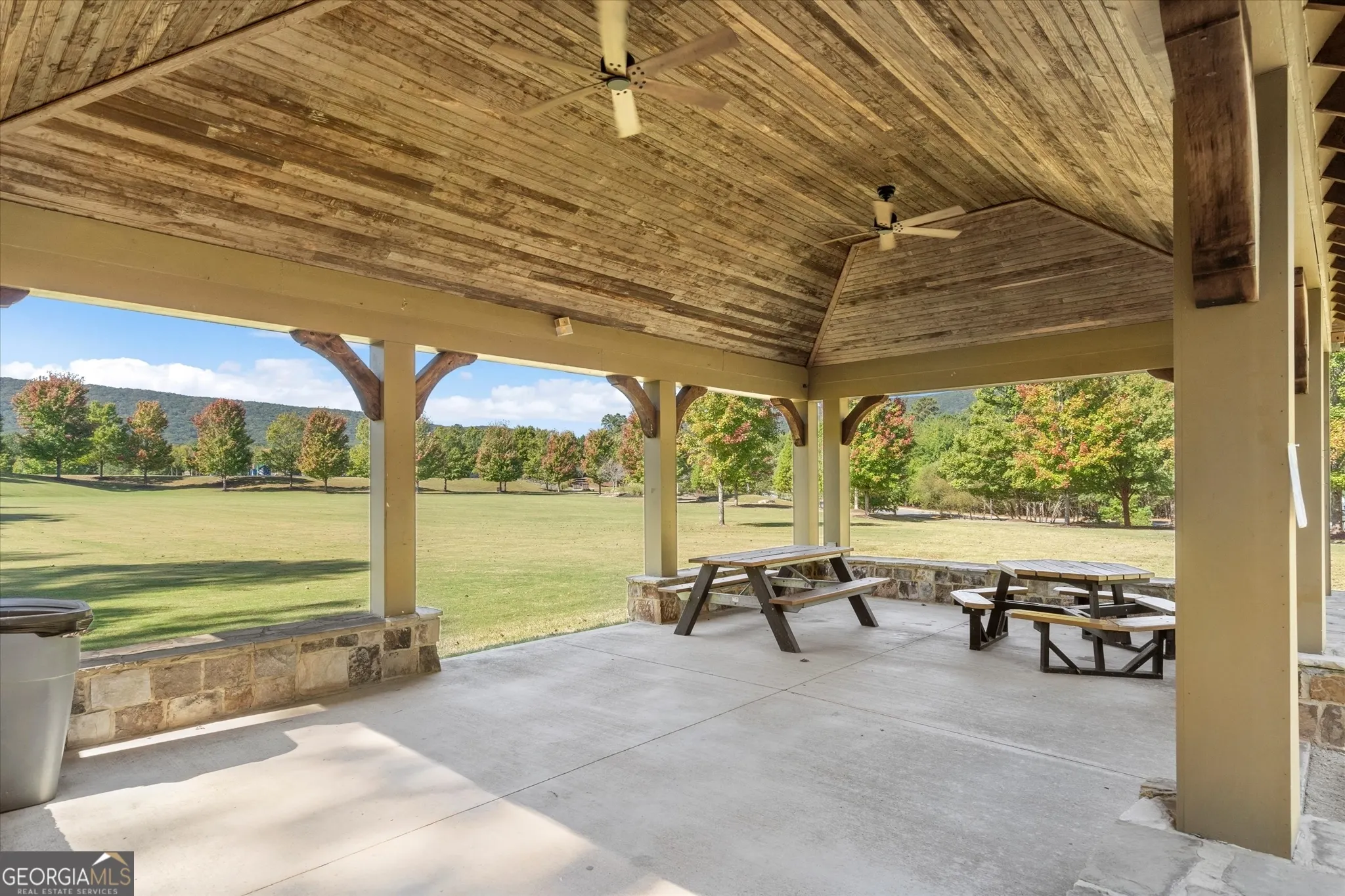 894 Lake Arrowhead Drive