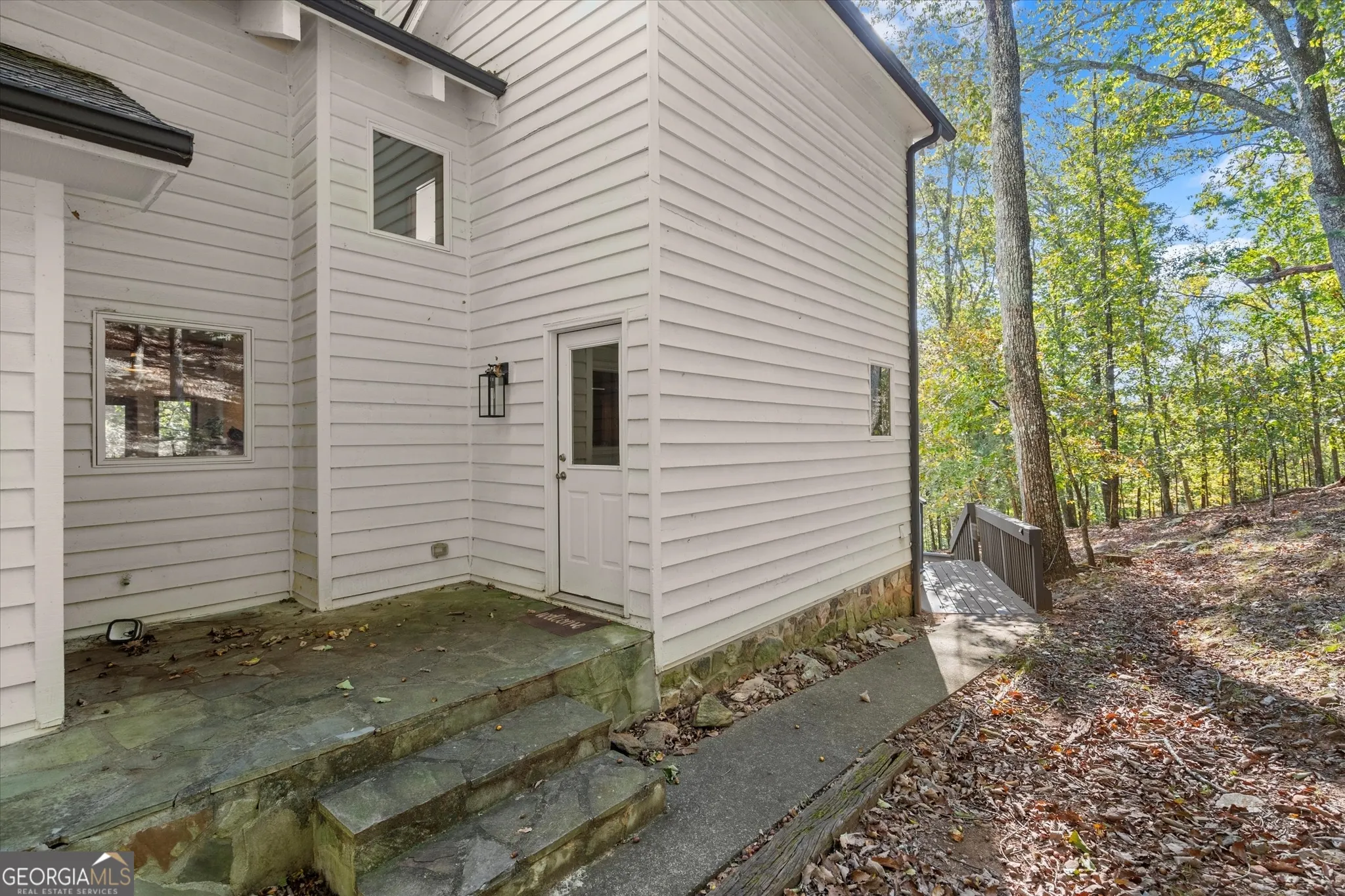 894 Lake Arrowhead Drive