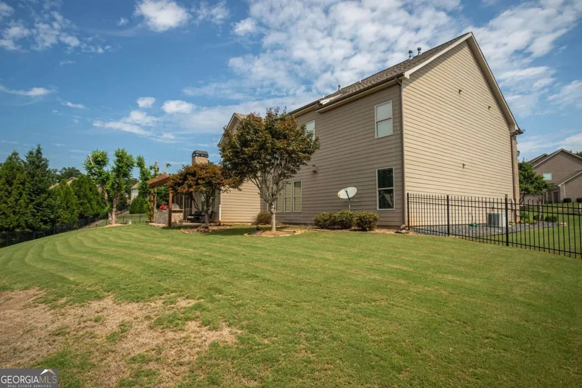 1874 Granite Hill Court