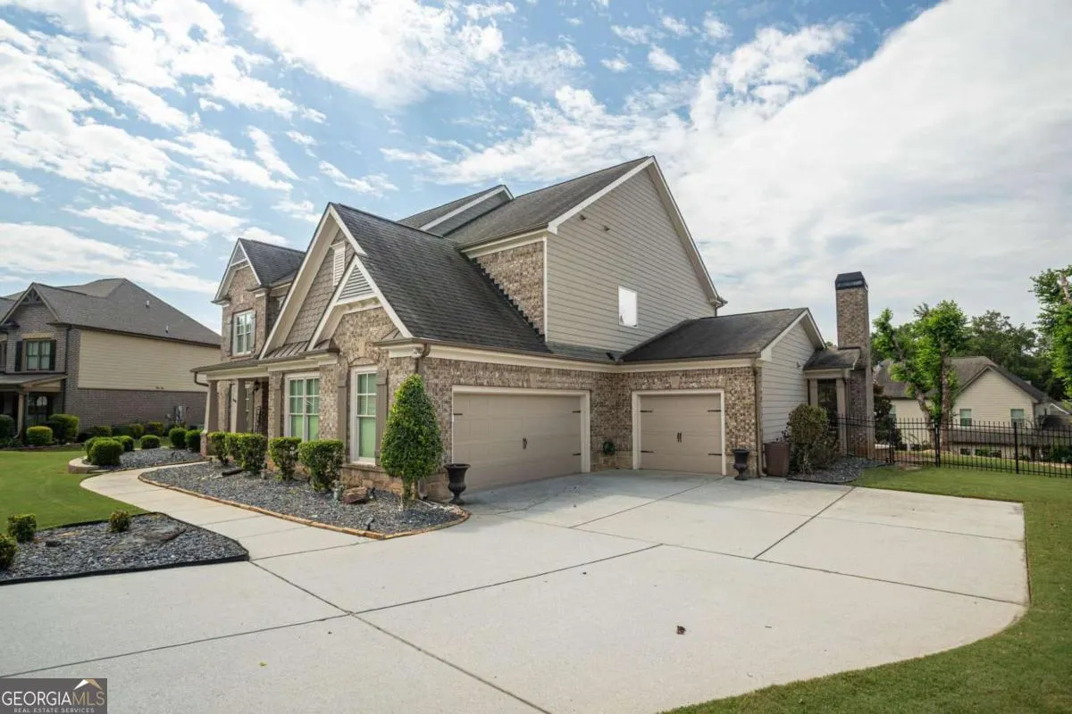 1874 Granite Hill Court