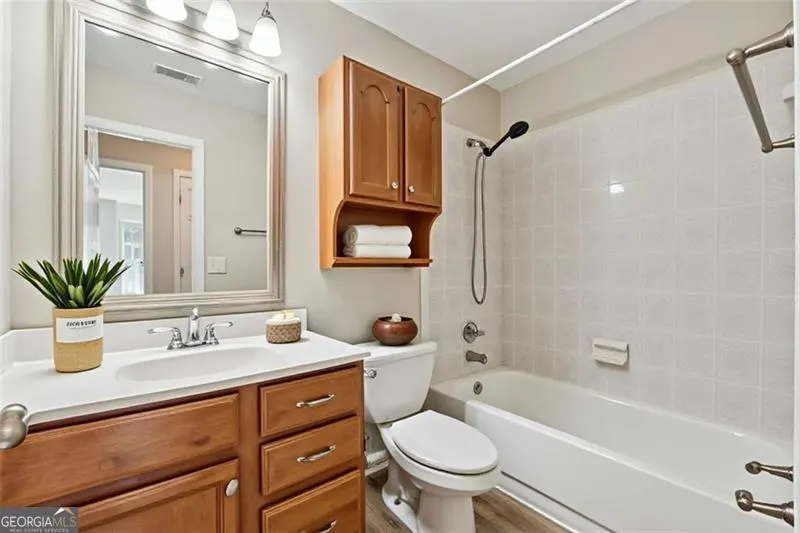 1425 Wheatfield Drive