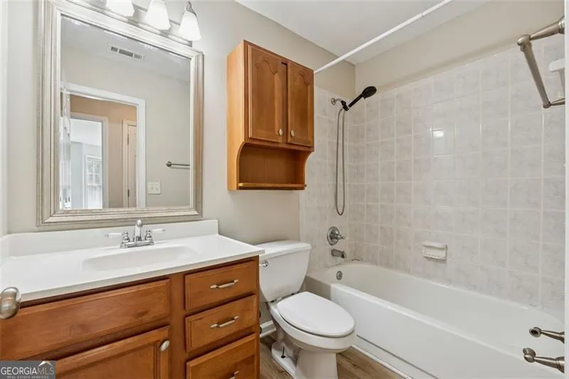 1425 Wheatfield Drive