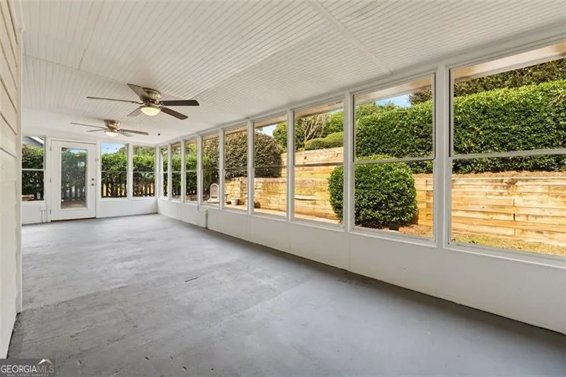 1425 Wheatfield Drive