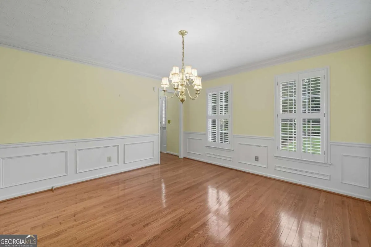 1502 Wood Thrush Way