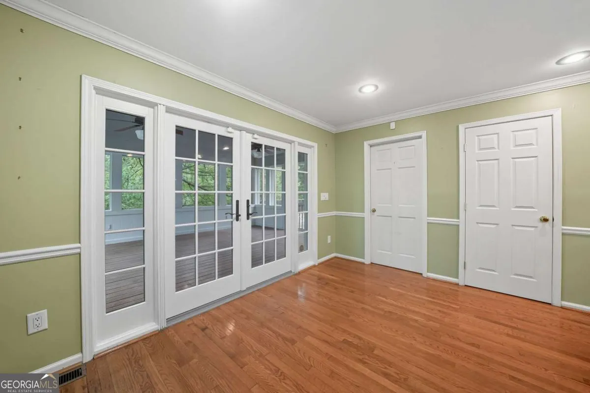 1502 Wood Thrush Way