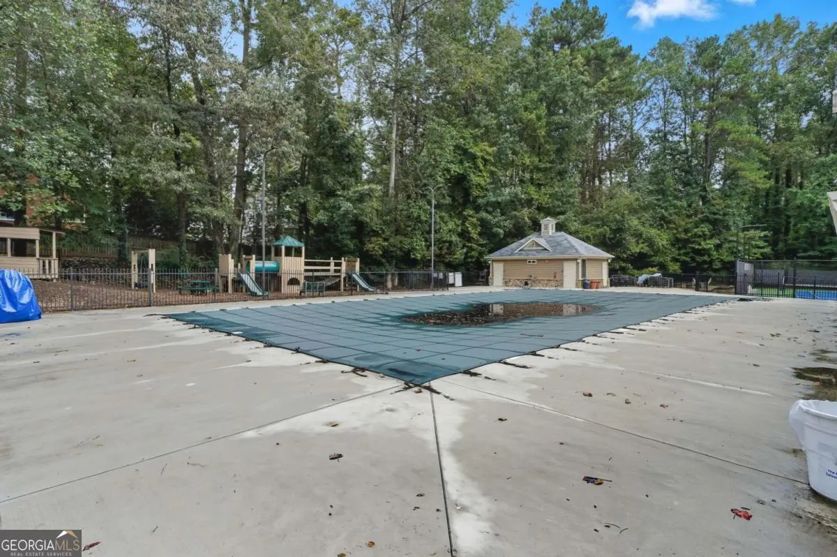 1502 Wood Thrush Way