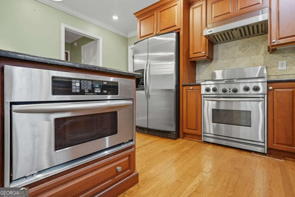 1502 Wood Thrush Way