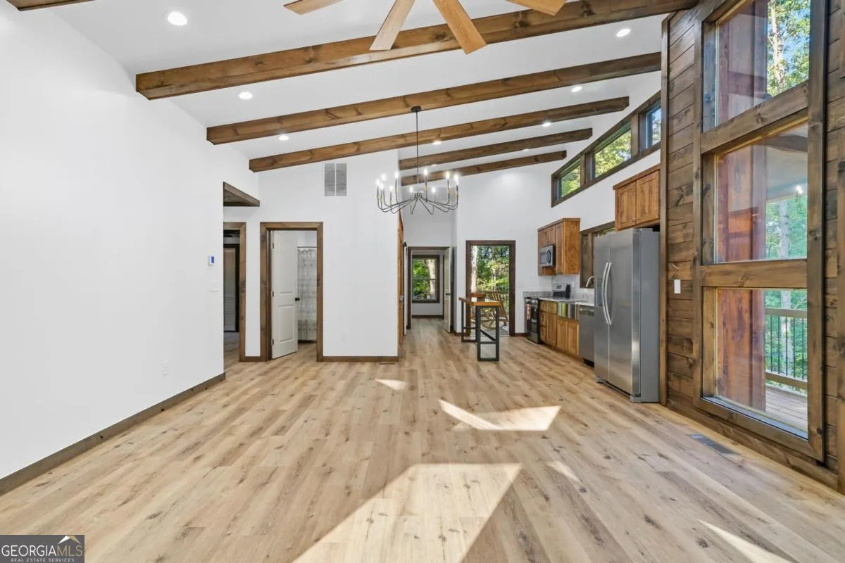 656 98 Forest Court, #656