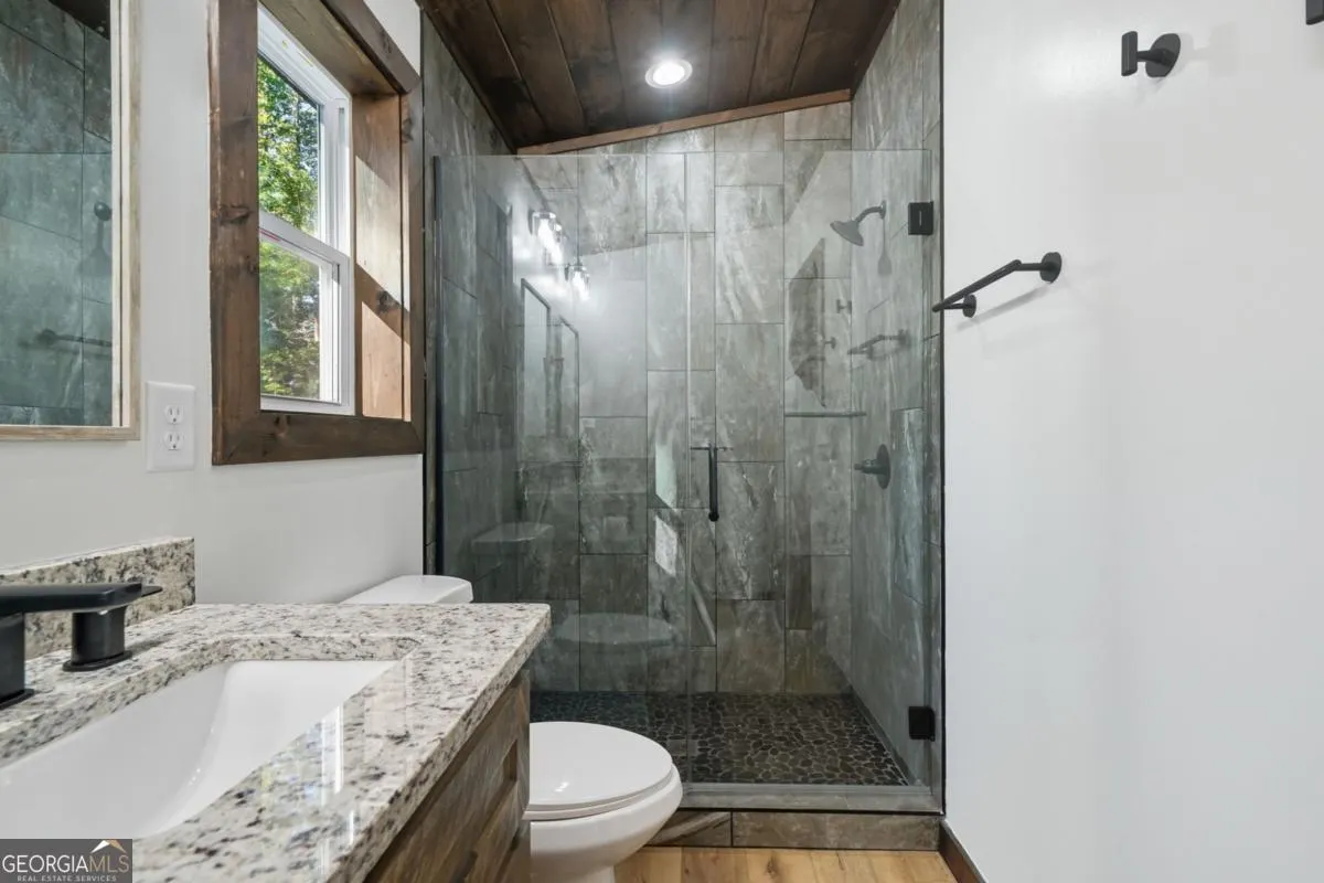 656 98 Forest Court, #656