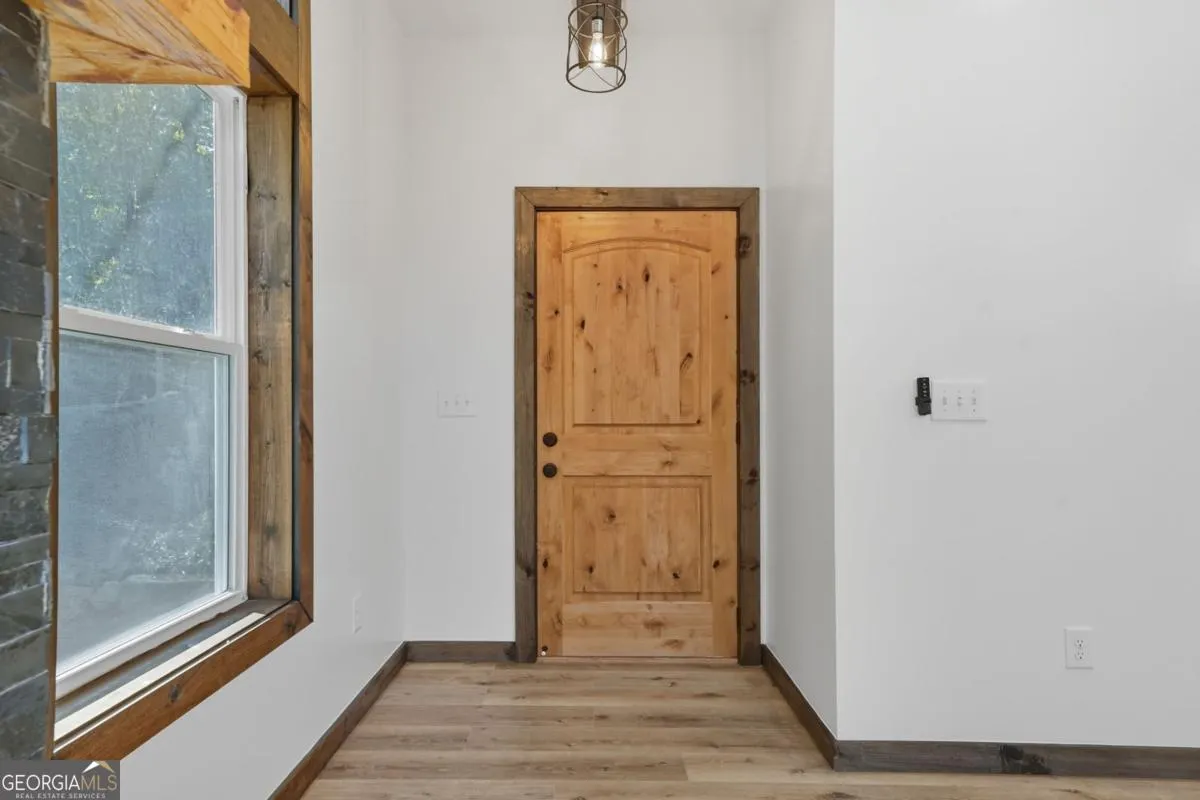 656 98 Forest Court, #656