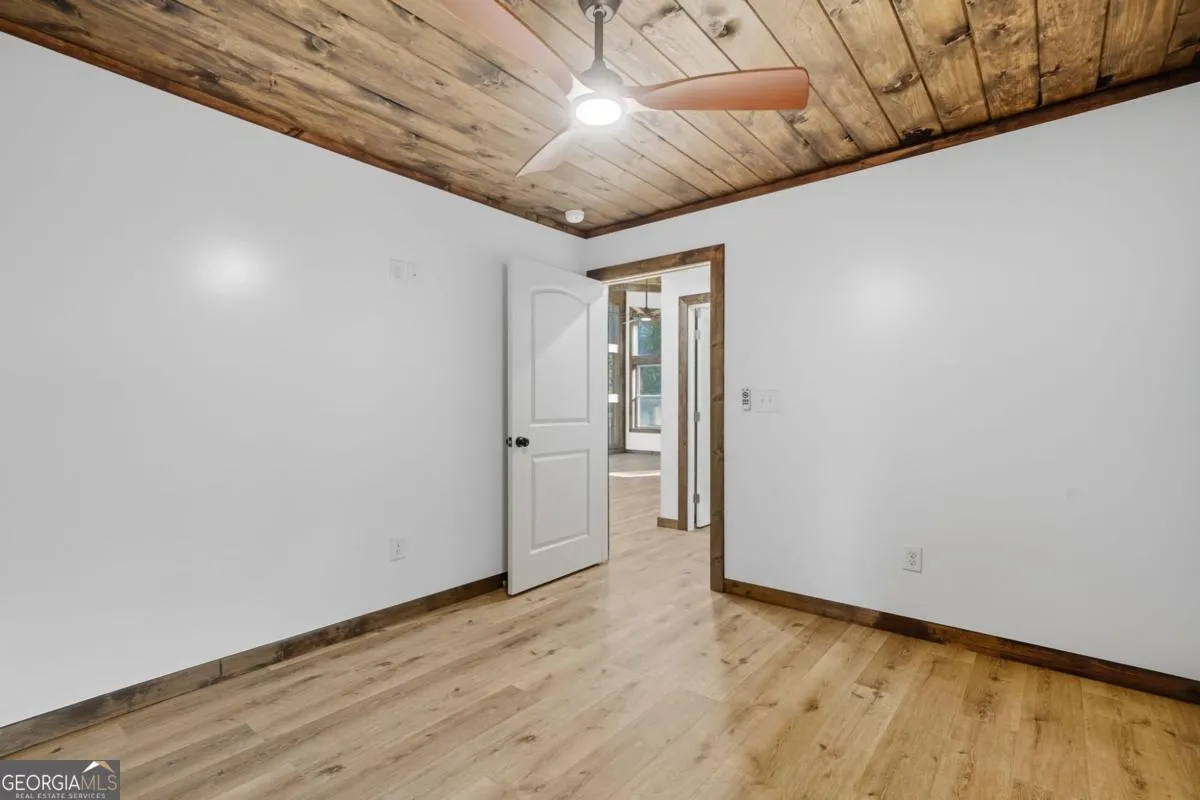 656 98 Forest Court, #656