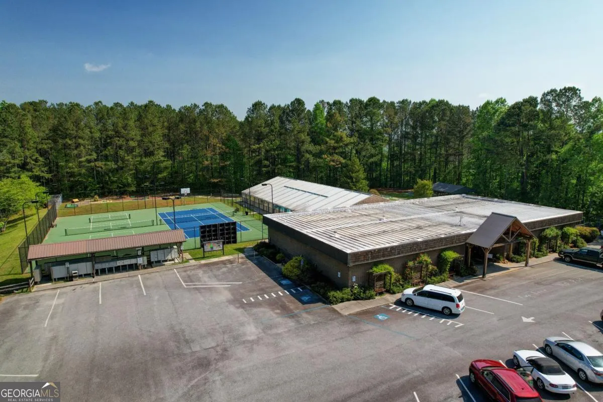 656 98 Forest Court, #656