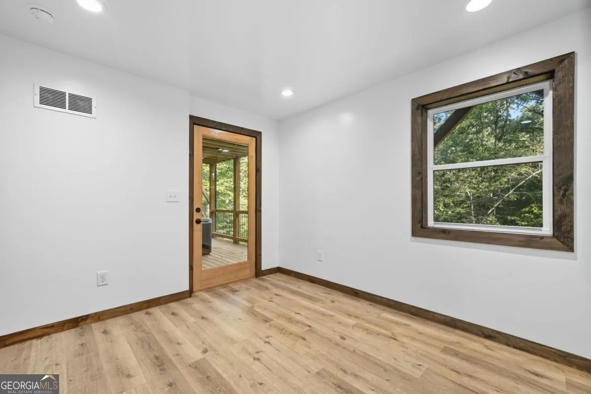 656 98 Forest Court, #656