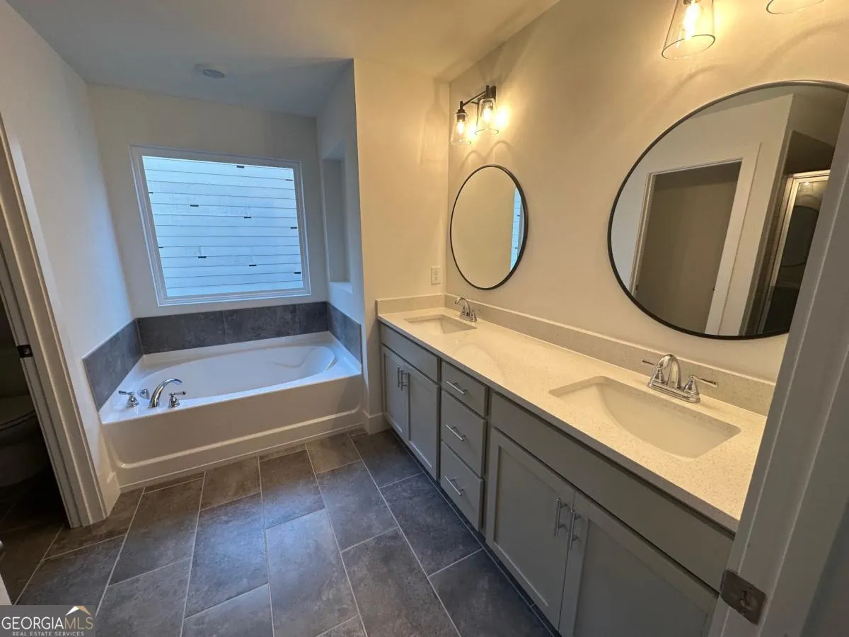 3016 Sea Aster Way