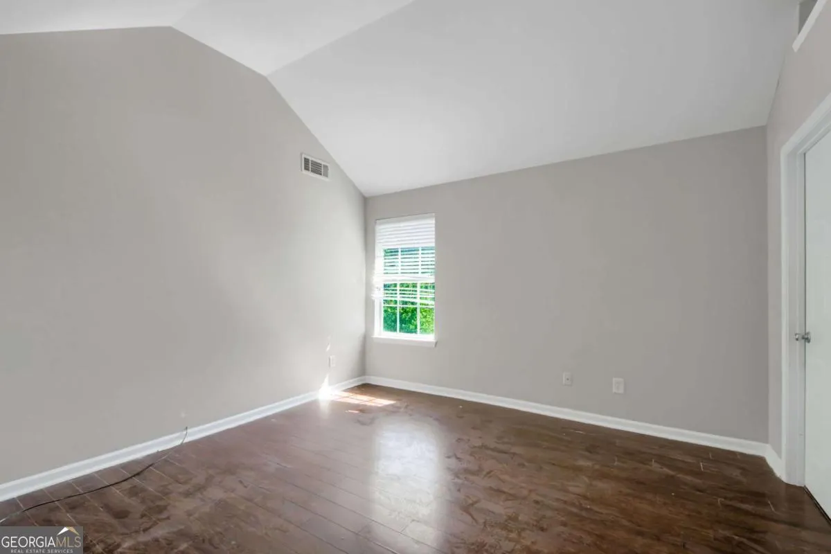 7225 Bedrock Circle