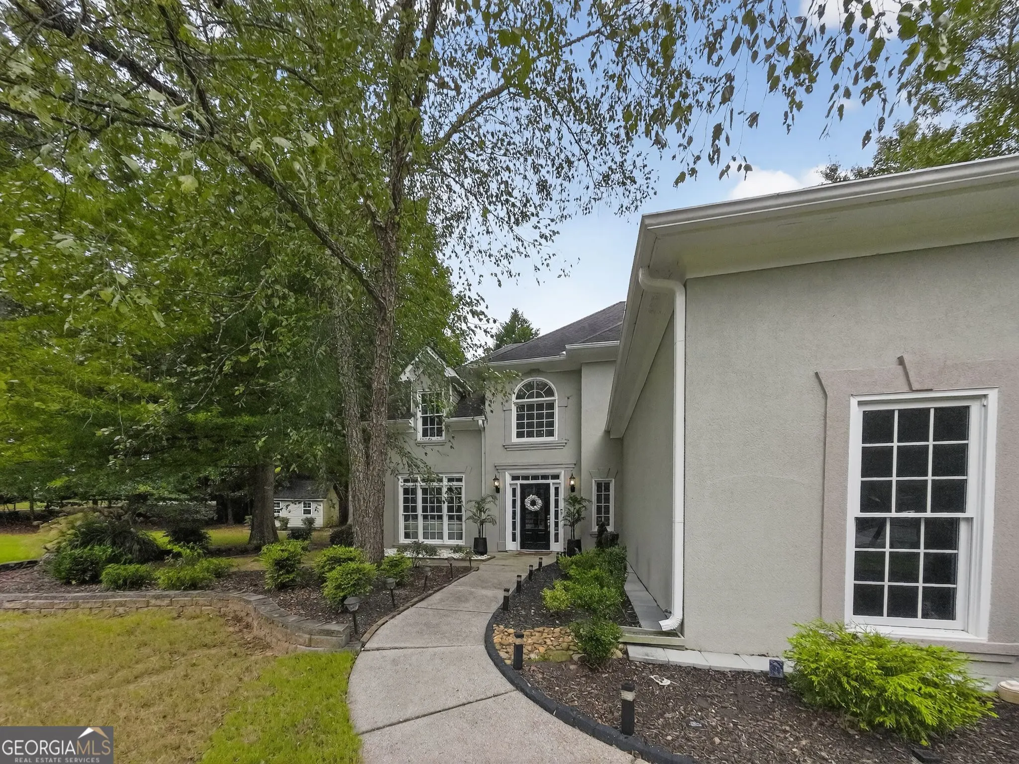 5720 Emerald Falls Way