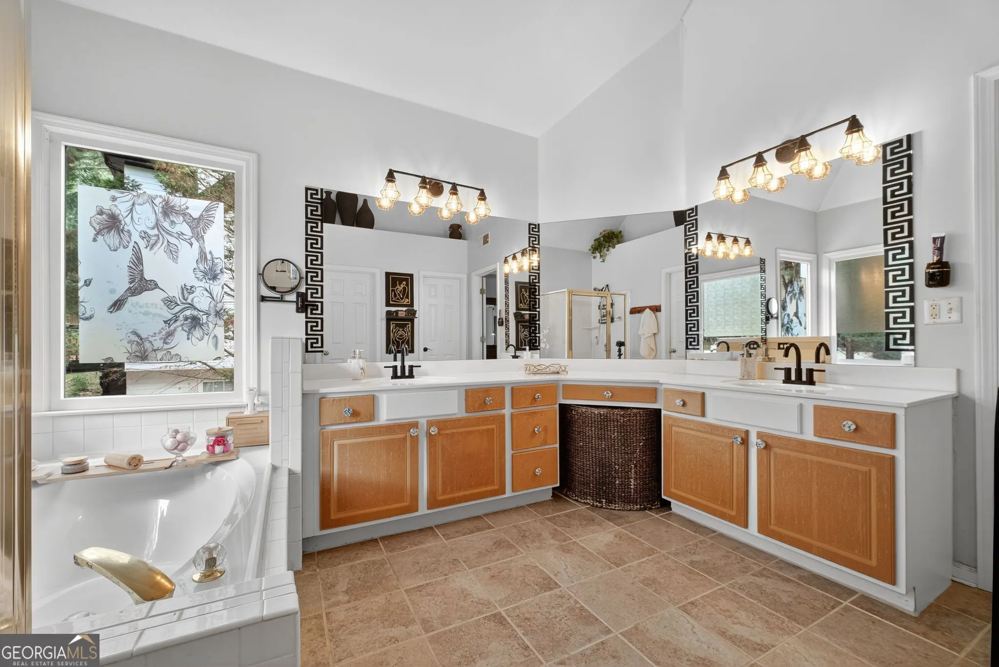 5720 Emerald Falls Way