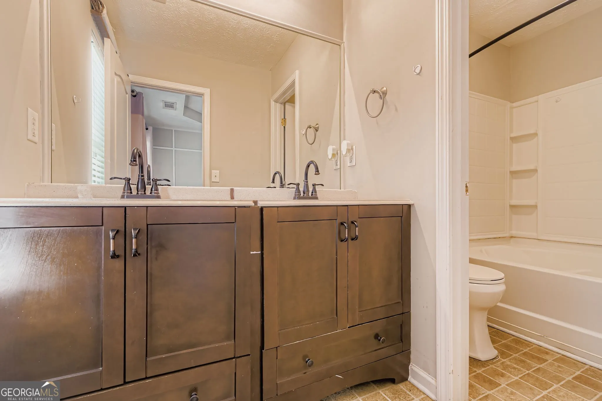 2401 BIGWOOD Trail