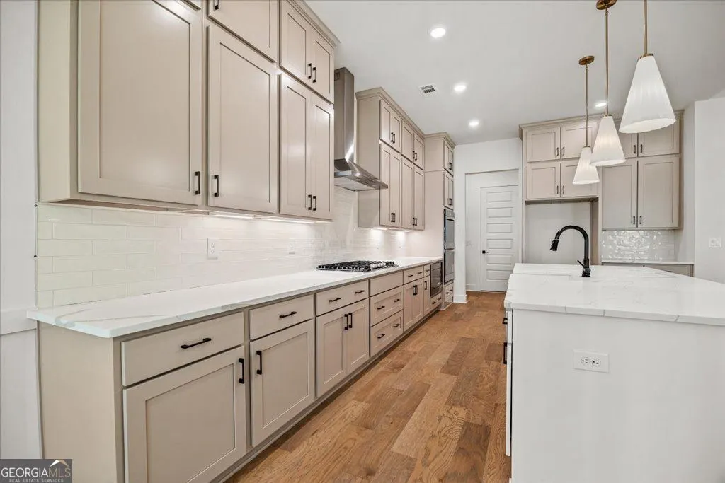 8280 Scarlett Grace Lane
