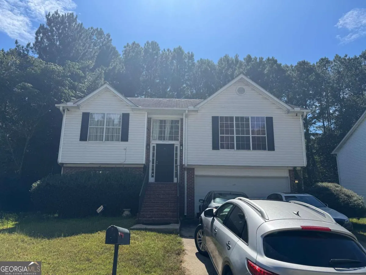2679 River Summit Lane