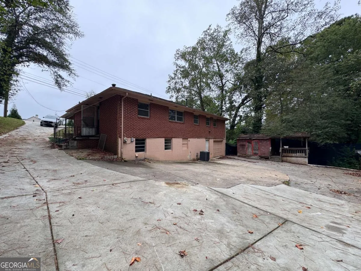 430 Church Road SW
