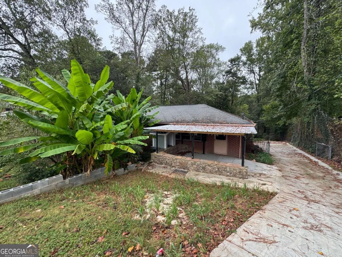 430 Church Road SW